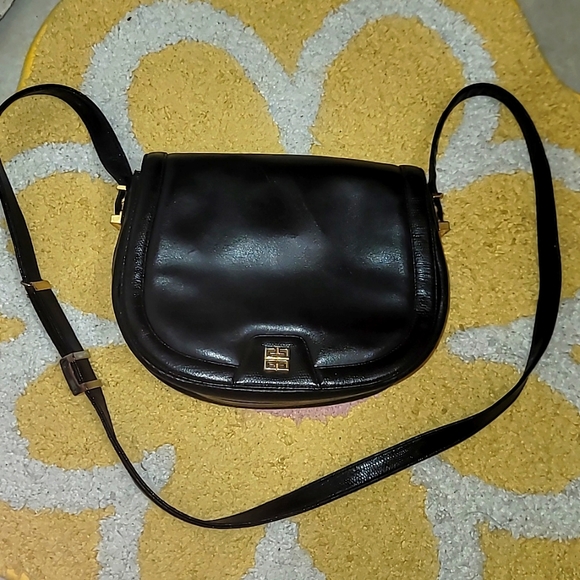 Givenchy Paris Black Leather Saddle Bag Vintage Gold & Silver tone logo I10 - Picture 1 of 10